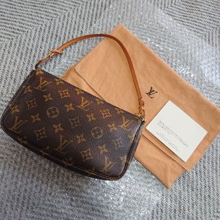 ルイヴィトン(LOUIS VUITTON)のLOUIS VUITTON モノグラム アクセサリーポーチ 美品(ハンドバッグ)