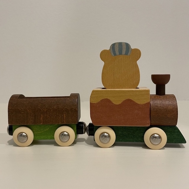 Disney(ディズニー)の【Disney/KIDEA】TRAIN くまのプーさん キッズ/ベビー/マタニティのおもちゃ(積み木/ブロック)の商品写真