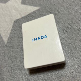 イハダ(IHADA)のイハダ　薬用フェイスプロテクトパウダー(フェイスパウダー)