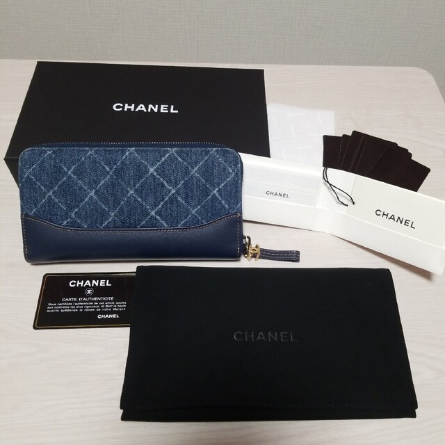 CHANEL(シャネル) 長財布 - デニム