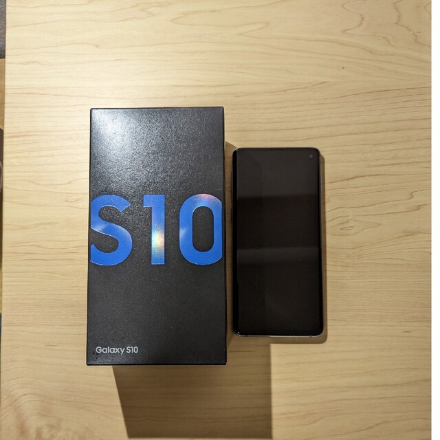 Galaxy S10 Prism Blue 128 GB SIMフリー スマホ/家電/カメラのスマートフォン/携帯電話(スマートフォン本体)の商品写真