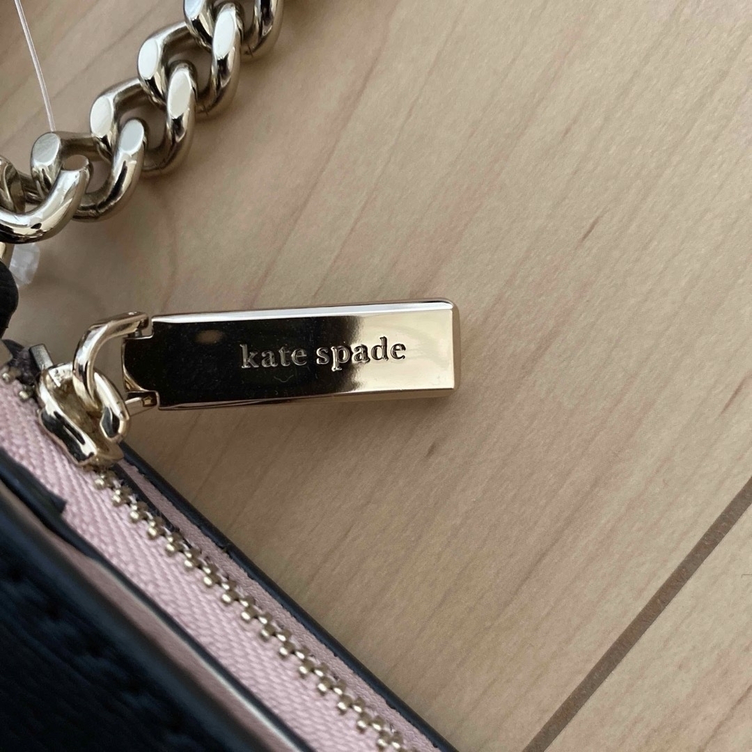 kate spade new york(ケイトスペードニューヨーク)の新品・タグ付き！kate spade NEW YORK ショルダーバッグ レディースのバッグ(ショルダーバッグ)の商品写真