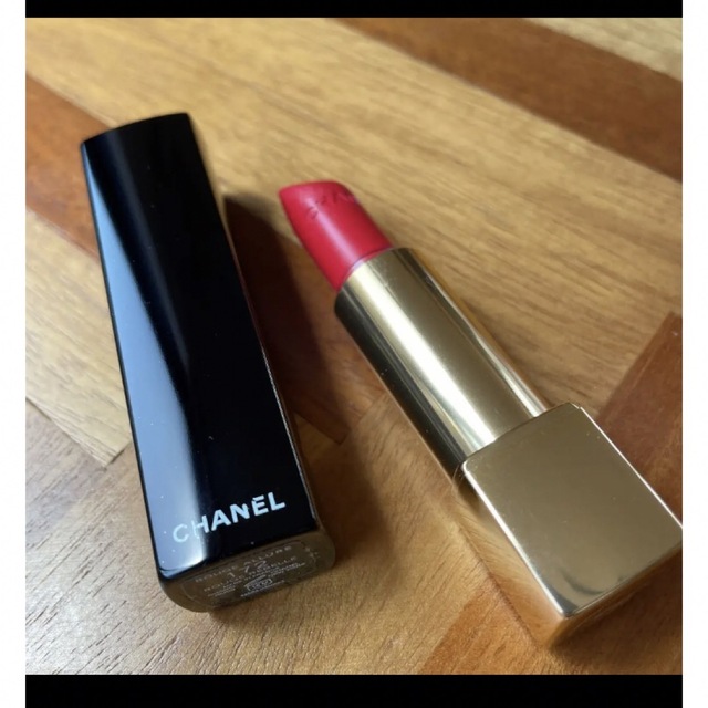 CHANEL(シャネル)のCHANEL シャネル ROUGE ALLURE 172 コスメ/美容のベースメイク/化粧品(口紅)の商品写真