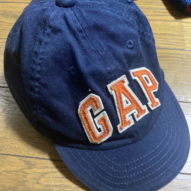 GAP(ギャップ)のGap ギャップ フリースマフラー キャップセット キッズ/ベビー/マタニティのこども用ファッション小物(帽子)の商品写真