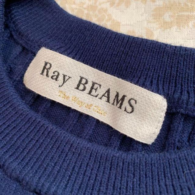 Ray BEAMS(レイビームス)のレイ ビームス　ケーブル編みセーター　かわいい裾フリル　ネイビーニット レディースのトップス(ニット/セーター)の商品写真