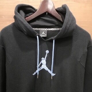 ジョーダン(Jordan Brand（NIKE）)のNIKE AIRJORDAN ナイキ エアジョーダン　ジャンプマン　パーカー(パーカー)