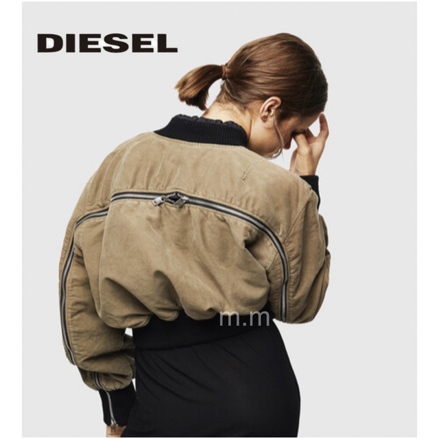 DIESEL(ディーゼル)のディーゼル 中綿ジャケット ジャンパー ブルゾン MA1 ブラック ジップアップ レディースのジャケット/アウター(ブルゾン)の商品写真