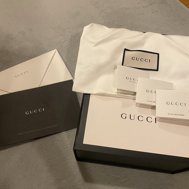 Gucci(グッチ)のGUCCI ミニショルダーバッグ レディースのバッグ(ショルダーバッグ)の商品写真