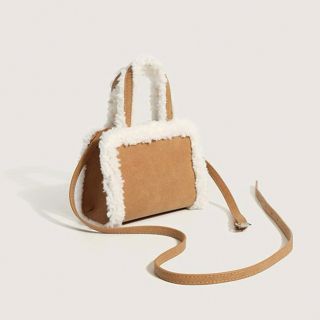 【新品】UGG ショルダーバッグ 袋付き