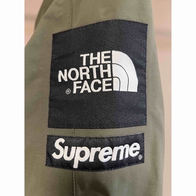 Supreme(シュプリーム)のSupreme TNF Trans Antarctica Pullover メンズのジャケット/アウター(マウンテンパーカー)の商品写真