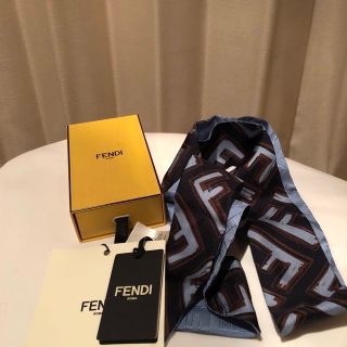 フェンディ(FENDI)のお値下げ 新品 貴重Fendi フェンディ ラッピー スカーフ FF ロゴ 水色(バンダナ/スカーフ)