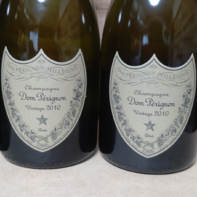 Dom Pérignon(ドンペリニヨン)のドンペリニョン2008×2 ドンペリニョン2010×2 ４本 食品/飲料/酒の酒(シャンパン/スパークリングワイン)の商品写真