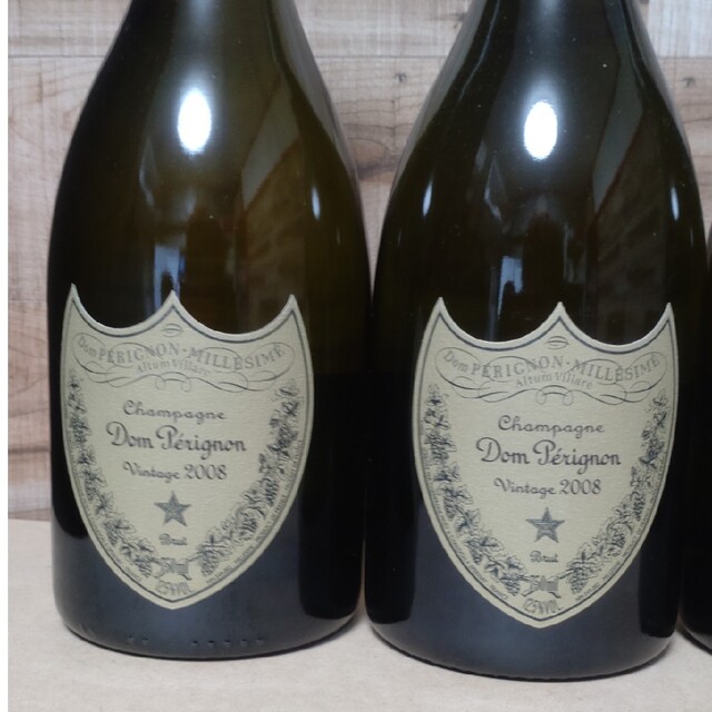 Dom Pérignon(ドンペリニヨン)のドンペリニョン2008×2 ドンペリニョン2010×2 ４本 食品/飲料/酒の酒(シャンパン/スパークリングワイン)の商品写真