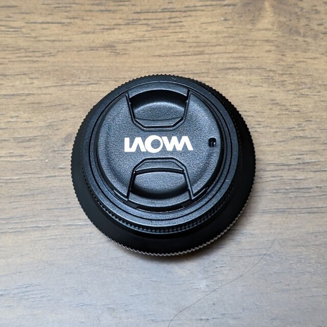 富士フイルム(フジフイルム)の最終値下 LAOWA 10mm F4 cookie Xマウント　交換レンズ スマホ/家電/カメラのカメラ(レンズ(単焦点))の商品写真