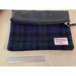 ハリスツイード(Harris Tweed)のハリスツイード　クラッチバッグ(セカンドバッグ/クラッチバッグ)