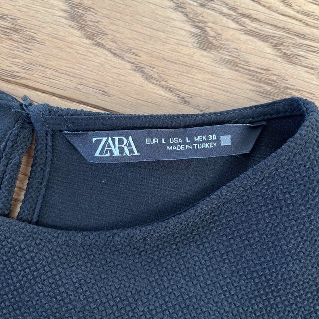 ZARA(ザラ)のZARA 切り替えトップス レディースのトップス(シャツ/ブラウス(長袖/七分))の商品写真