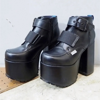 新品✨24cm ヨースケ 厚底 ショート ブーツ ブラック 黒(ブーツ)