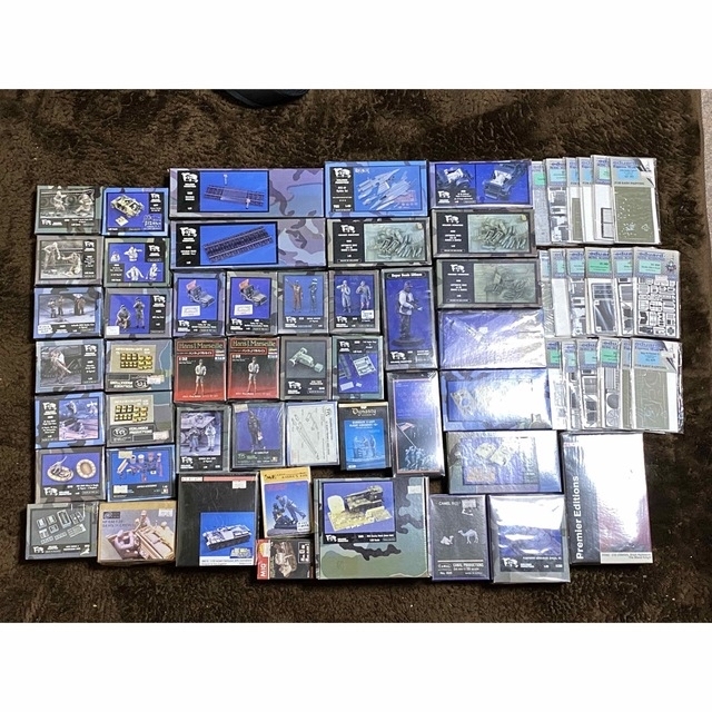 売れ筋がひ新作! ミリタリー 新品 35%OFF ジオラマ 63点セット ミニチュア 個人装備 売れ筋がひ新作! ミリタリー 新品 35%OFF ジオラマ 63点セット ミニチュア 個人装備