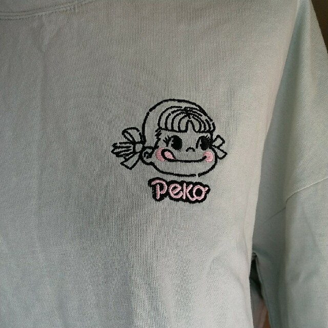 しまむら Tシャツ ペコちゃん Peko キャラクターtシャツ キャラt コラボ商 Llの通販 By 小人の住処はどなたの住処 シマムラならラクマ