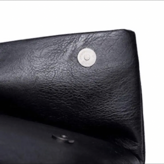 オシャレ レザー クラッチバッグ 二つ折り メンズクラッチ 黒 ブラック メンズのバッグ(セカンドバッグ/クラッチバッグ)の商品写真