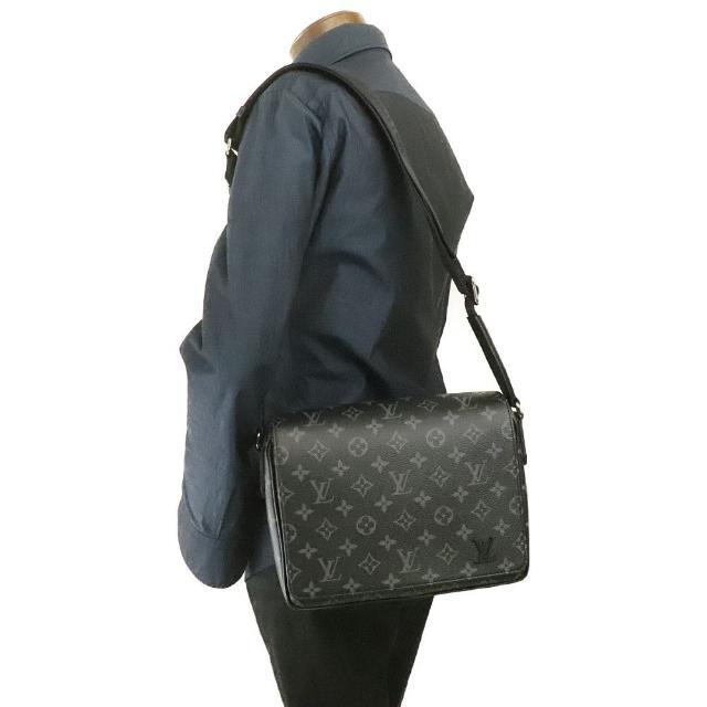 ルイヴィトン ショルダーバッグ ディストリクトPM NV3 M46255 中古 モノグラム エクリプス ブラック グレー レザー LOUIS VUITTON 【中古】 | 肩掛け 斜め掛け クロスボディ メッセンジャー バック シンプル 黒 鞄 ブランド ルイビトン LV ランクSA