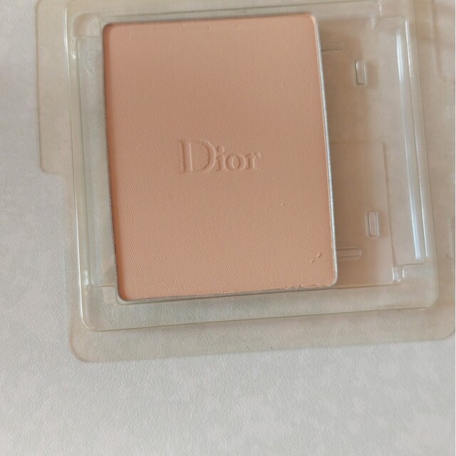 Dior(ディオール)のChristian Dior スノー サブリッシム ホワイトニング パウダー コスメ/美容のベースメイク/化粧品(ファンデーション)の商品写真