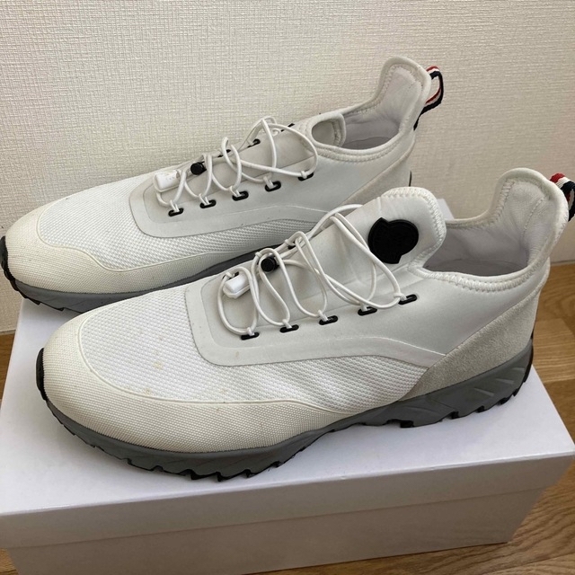 MONCLER(モンクレール)のMONCLER 27.5 スニーカー　vibram メンズの靴/シューズ(スニーカー)の商品写真