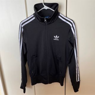 アディダス(adidas)のadidas ラインパーカー　黒　人気adidas(パーカー)