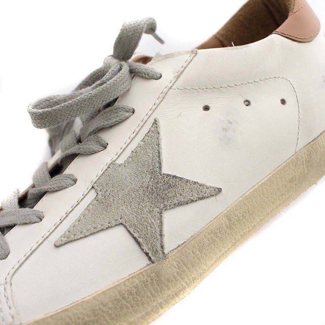 GOLDEN GOOSE(ゴールデングース)のGOLDEN GOOSE SUPERSTAR スニーカー ダメージ加 24 白 レディースの靴/シューズ(スニーカー)の商品写真