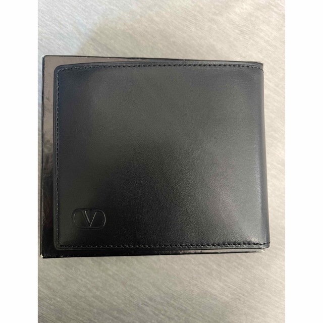 VALENTINO(ヴァレンティノ)のValentino garavani 財布 メンズのファッション小物(折り財布)の商品写真