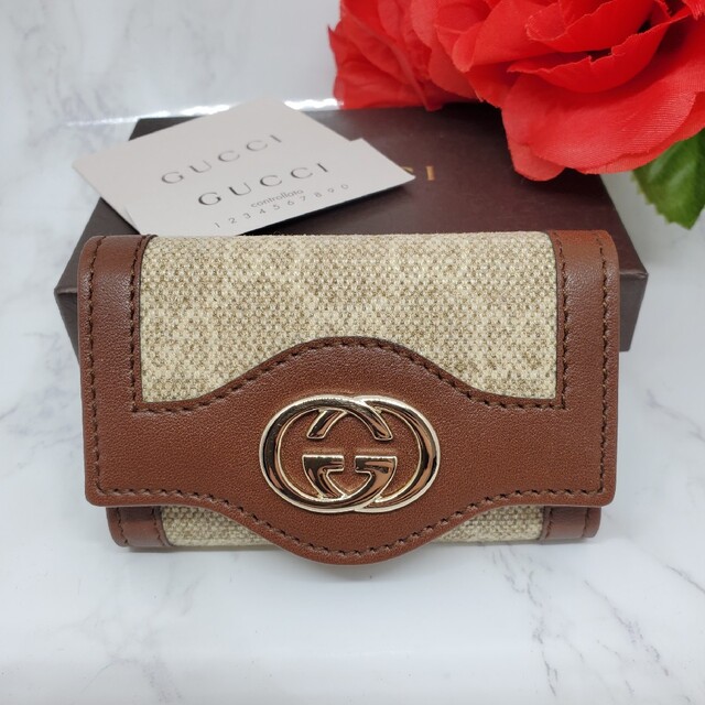 未使用に近い】 GUCCI グッチ キーケース 6連 GG キャンバス 金具-