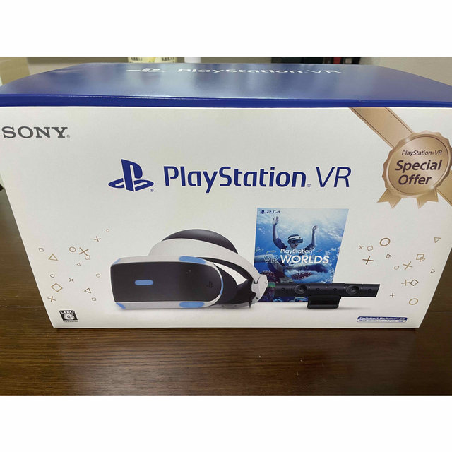 PlayStation VR(プレイステーションヴィーアール)のplaystation VR  VR WORLDSダウンロード済 エンタメ/ホビーのゲームソフト/ゲーム機本体(家庭用ゲーム機本体)の商品写真