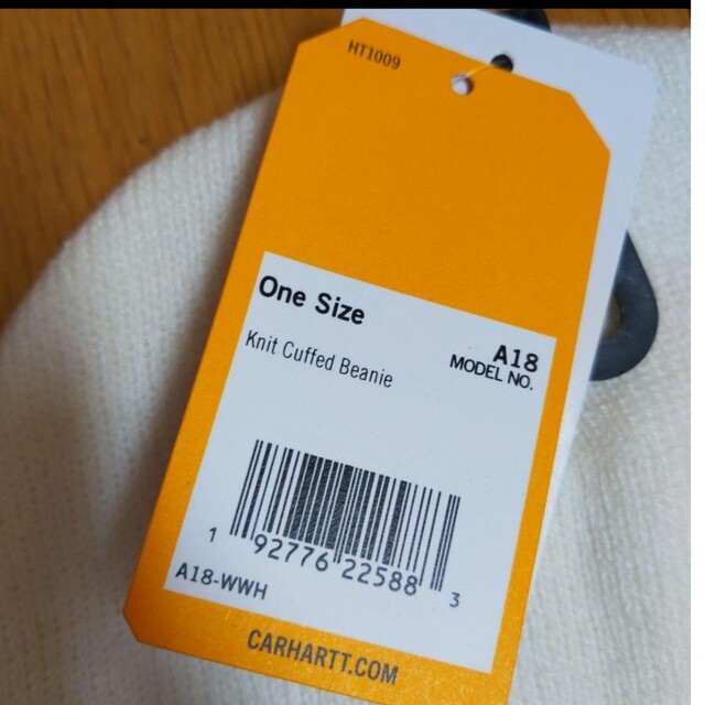 carhartt(カーハート)の新品 カーハート ニット帽 ビーニー ウインターホワイト メンズの帽子(ニット帽/ビーニー)の商品写真