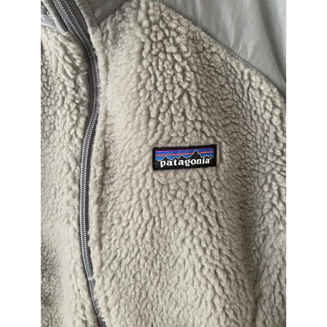 patagonia(パタゴニア)のパタゴニア　レトロ　patagonia レディースのジャケット/アウター(ダウンジャケット)の商品写真