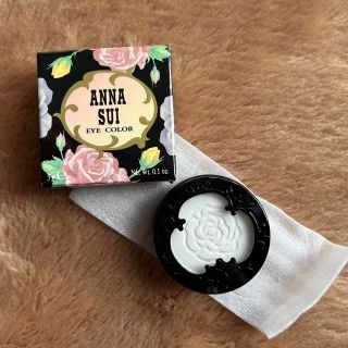 アナスイ(ANNA SUI)の【新品】 ANNA SUI アナスイ　アイカラー　001 ホワイト(アイシャドウ)