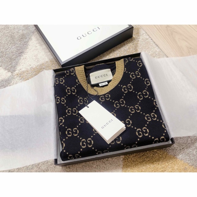 Gucci(グッチ)の【sakura92様専用】GUCCI  グッチ　コットンラメ ファブリック レディースのトップス(ニット/セーター)の商品写真