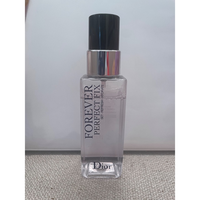 Dior(ディオール)のdior ディオールスキンフォーエヴァーメイクアップフィックスミスト　100ml コスメ/美容のスキンケア/基礎化粧品(化粧水/ローション)の商品写真