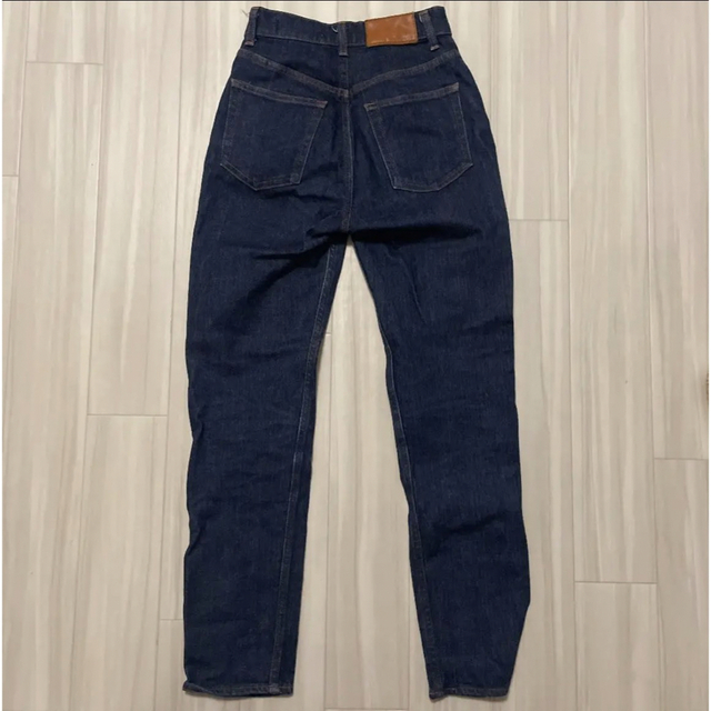 moussy(マウジー)の【美品】moussy PLAIN JEANS STRAIGHT SLIM レディースのパンツ(デニム/ジーンズ)の商品写真