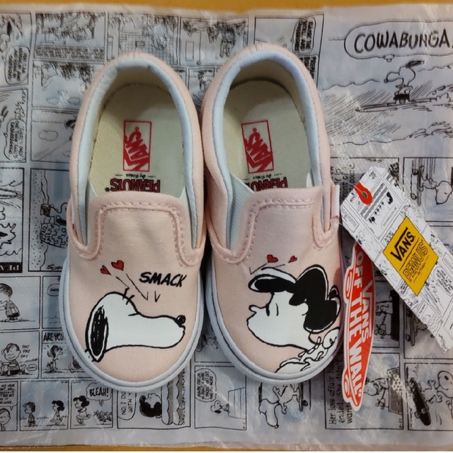 VANS - VANS × PEANUTS スヌーピー コラボモデル スリッポンの通販 by