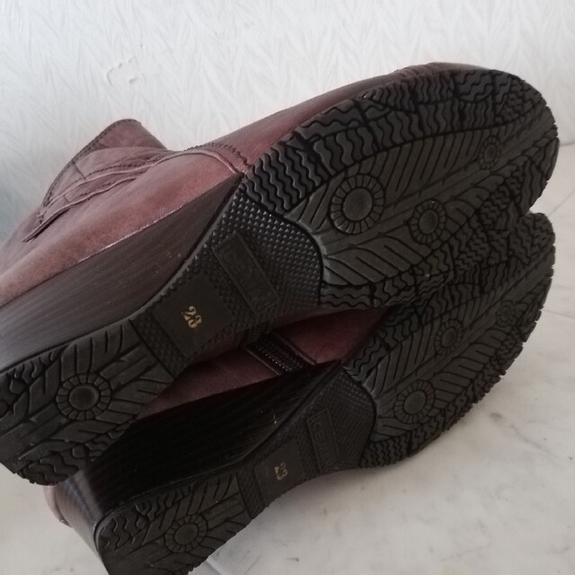 LUPUY リュピュイ 本革 ショートブーツ 23cm レディースの靴/シューズ(ブーツ)の商品写真