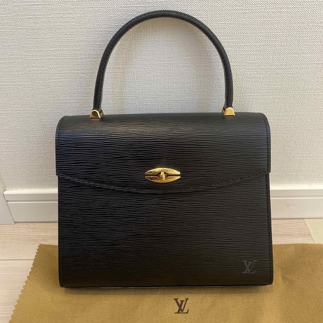 格安SALEスタート】 LOUIS VUITTON - 極美品！ ☆ヴィトン☆ エピ