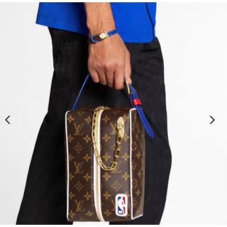 ルイヴィトン(LOUIS VUITTON)のNBA × Louis Vuitton コラボバッグ(ショルダーバッグ)