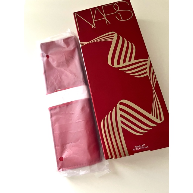 NARS(ナーズ)のNARS ブラシセット ケースのみ コスメ/美容のキット/セット(コフレ/メイクアップセット)の商品写真