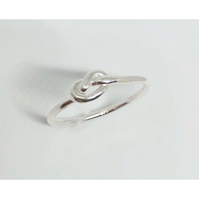ノット　シルバー925 リング 　結び　ねじり　ギフト　お洒落銀　指輪  3ムA メンズのアクセサリー(リング(指輪))の商品写真
