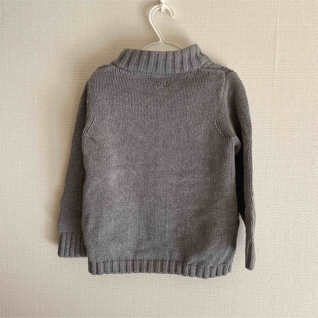 babyGAP(ベビーギャップ)のグレーカーディガン95 キッズ/ベビー/マタニティのキッズ服男の子用(90cm~)(カーディガン)の商品写真