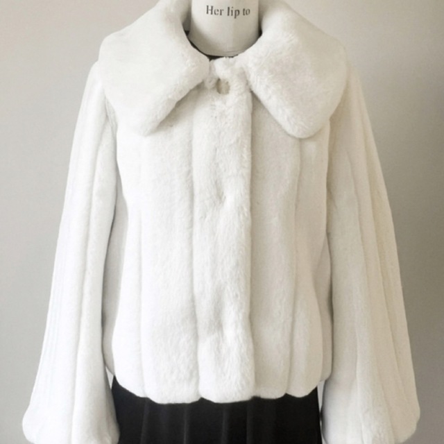 Her lip to(ハーリップトゥ)のWinter Love Faux Fur Coat herlipto レディースのジャケット/アウター(毛皮/ファーコート)の商品写真