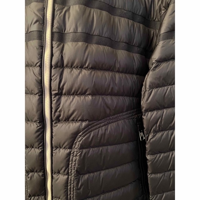 MONCLER(モンクレール)のモンクレールダウンジャケット メンズのジャケット/アウター(ダウンジャケット)の商品写真