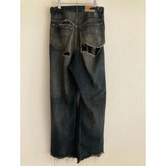 Balenciaga(バレンシアガ)のBALENCIAGA DESTROYED SKATER JEANS メンズのパンツ(デニム/ジーンズ)の商品写真