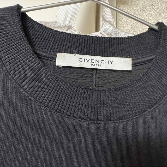 美品 GIVENCHY ジバンシーデストロイ トレーナー スウェット 黒 XS メンズのトップス(スウェット)の商品写真