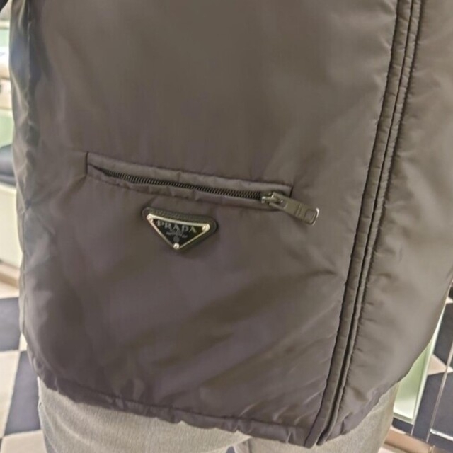 PRADA(プラダ)のPRADAジャンパー メンズのジャケット/アウター(ナイロンジャケット)の商品写真